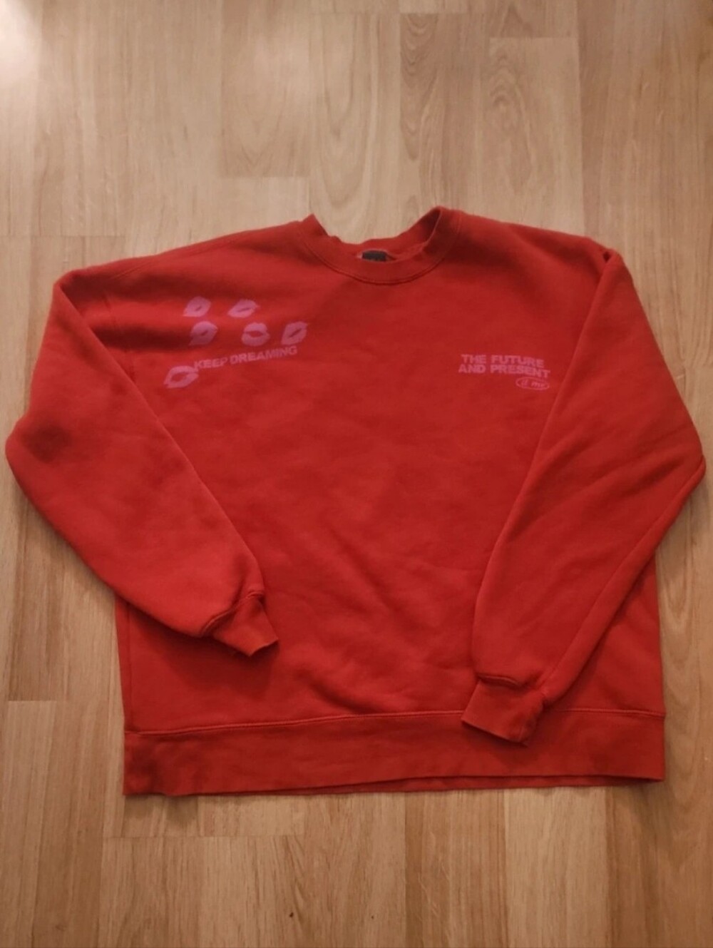 Red Graphic Crewneck Sweatshirt - Womens